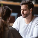 Як маніпулювати людьми: важелі, що працюють тихо